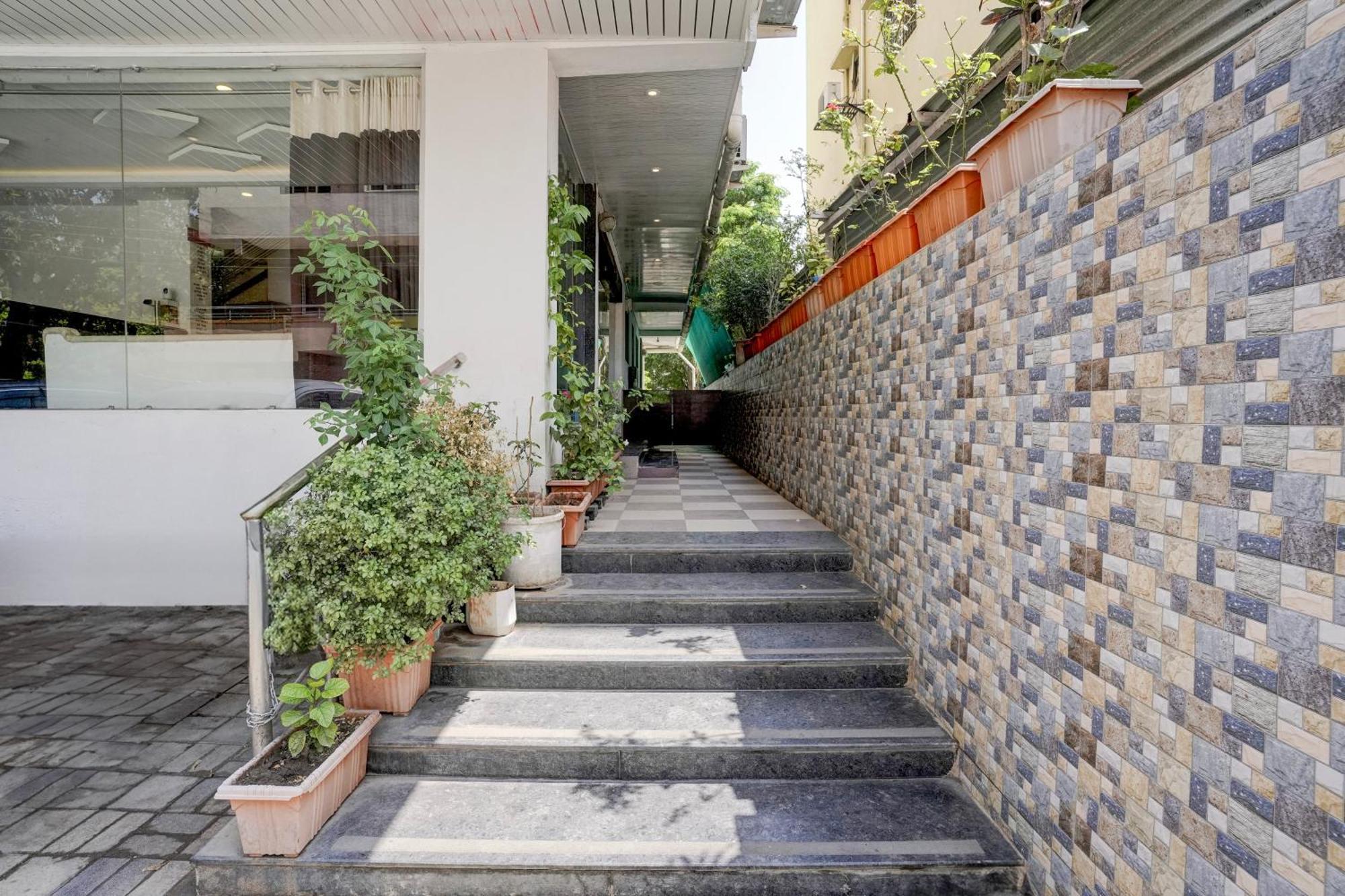Super Hotel O Chhatrapati Nagar Shirdi Exterior photo